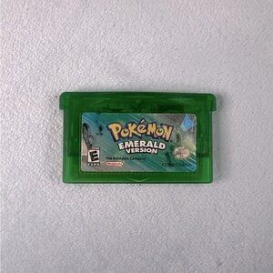Pokemon Emerald Version gba Gameboy Advance Tested + Saves Excellent Condition